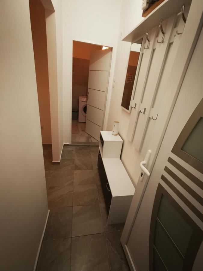 Ema Studio Apartman Karlovac Esterno foto
